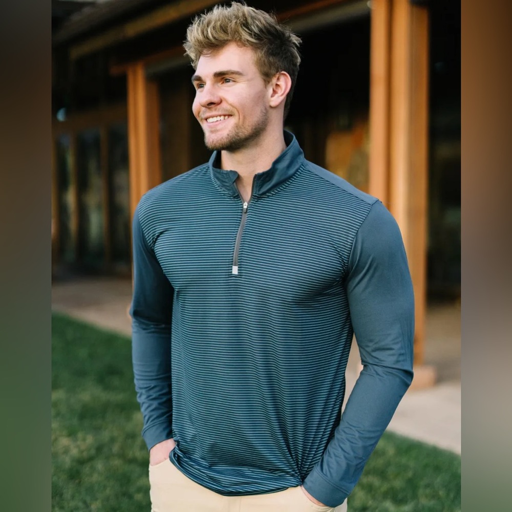 Men's Blue Striped Resort 1/4 Zip